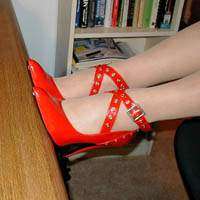 painful high heels, 6-inch heels shoes, heels training pictures