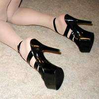 painful high heels, 6-inch heels shoes, heels training pictures