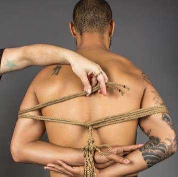 box tie bondage