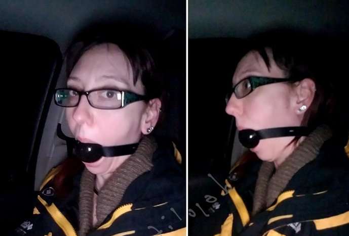 public gagged selfie